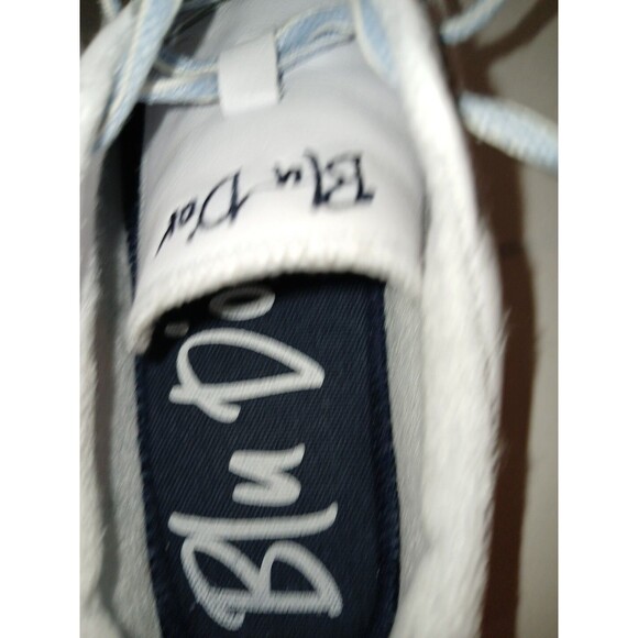Blowfish WHITE LEATHER Blue Dov sneakers Womens 6.5 Very Nice GENTLY USED - Picture 10 of 16
